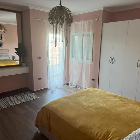 Apartment Kisses From Tirana